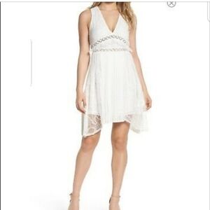 FOXIE DOT Elegant White Lace Dress